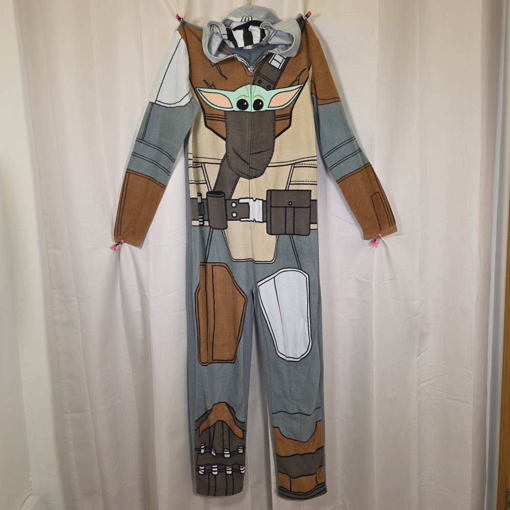 Star Wars Grogu Baby Yoda Onesie Adult Medium Fleece Pajamas